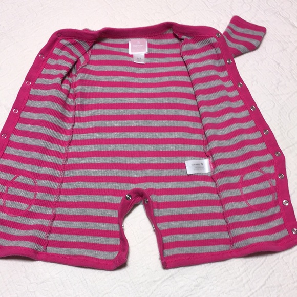 0-3m (5/$20) Thermal Knit Romper by Old Navy - Picture 6 of 14